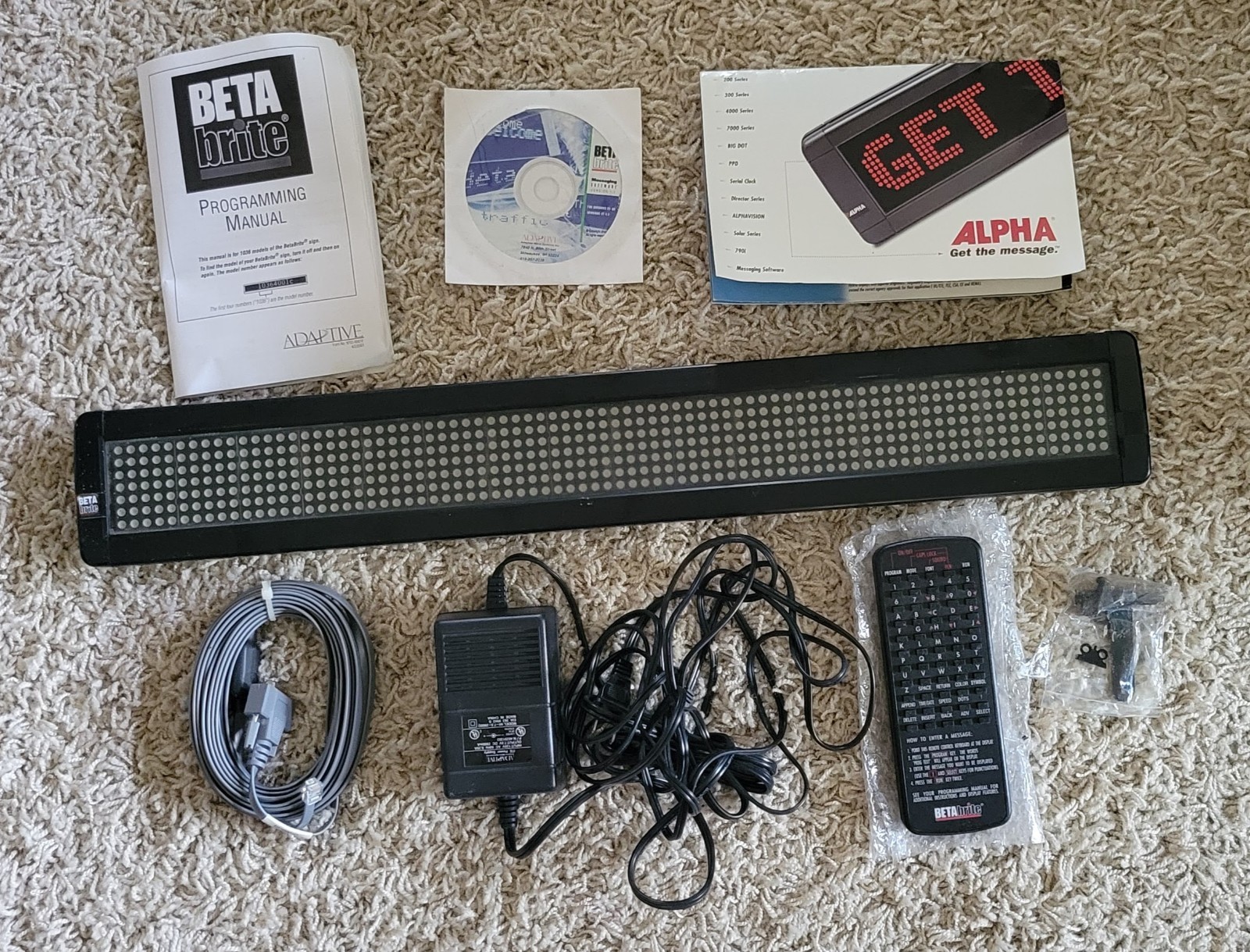 BetaBrite Programmable LED Scrolling Sign Beta Brite w/Remote – Works – 26″
