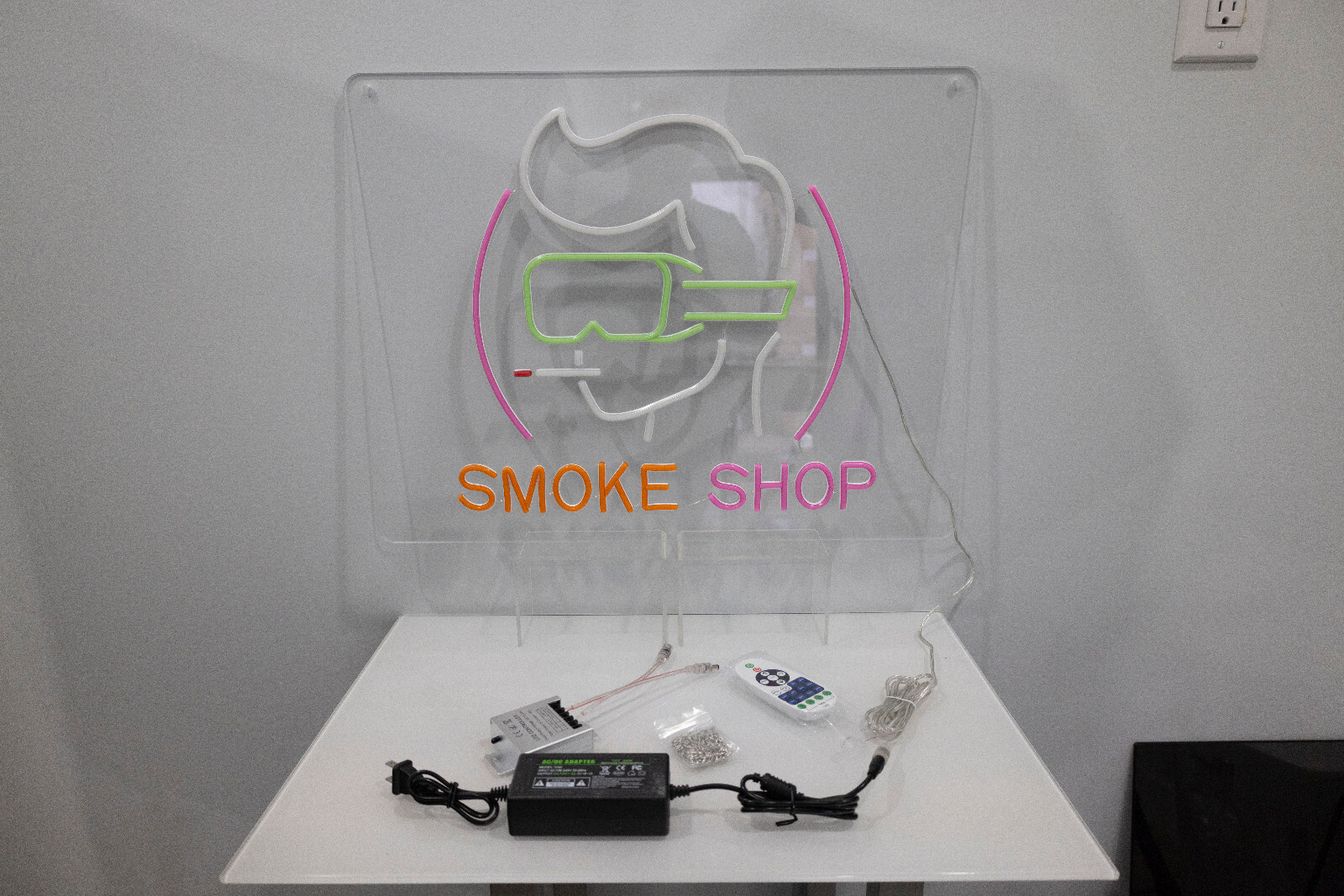 24″X18″ LED SMOKE SHOP Sign – Super Bright Illuminated Signage High Visibility