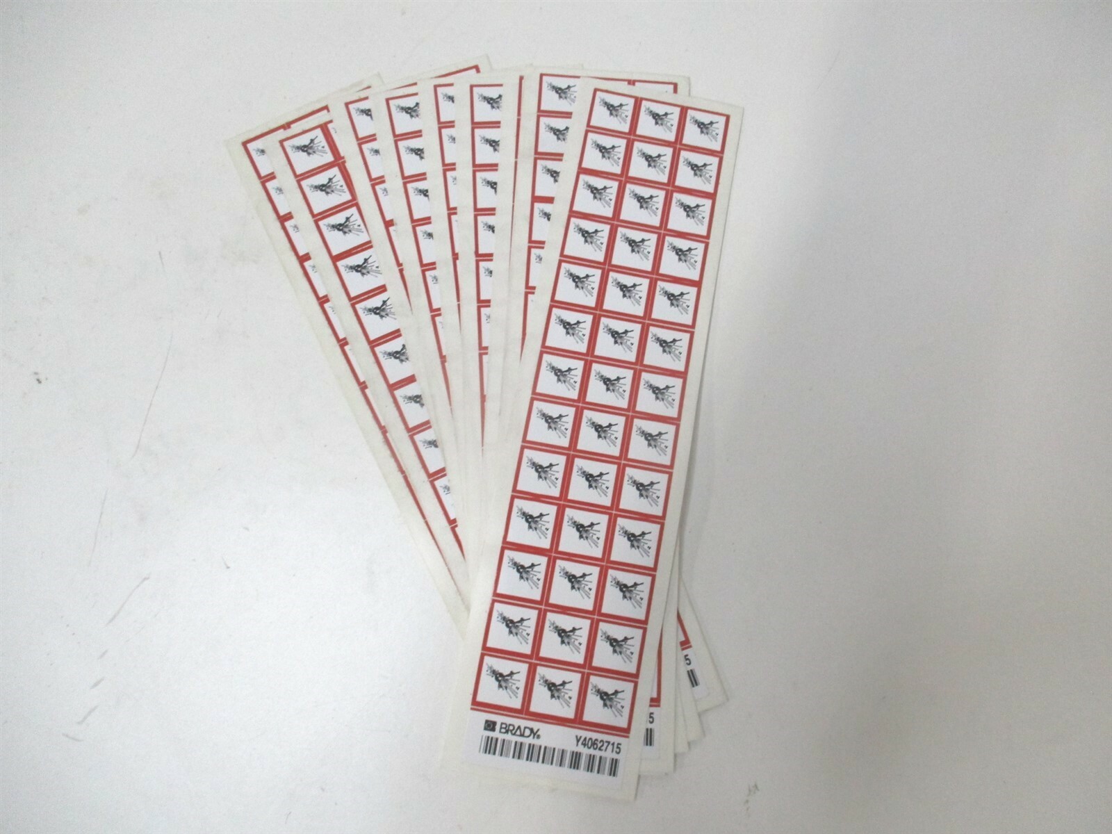 Brady (118815) 5/8″ x 5/8″ Write on Surface GHS Explosive Symbol Label – Qty 9