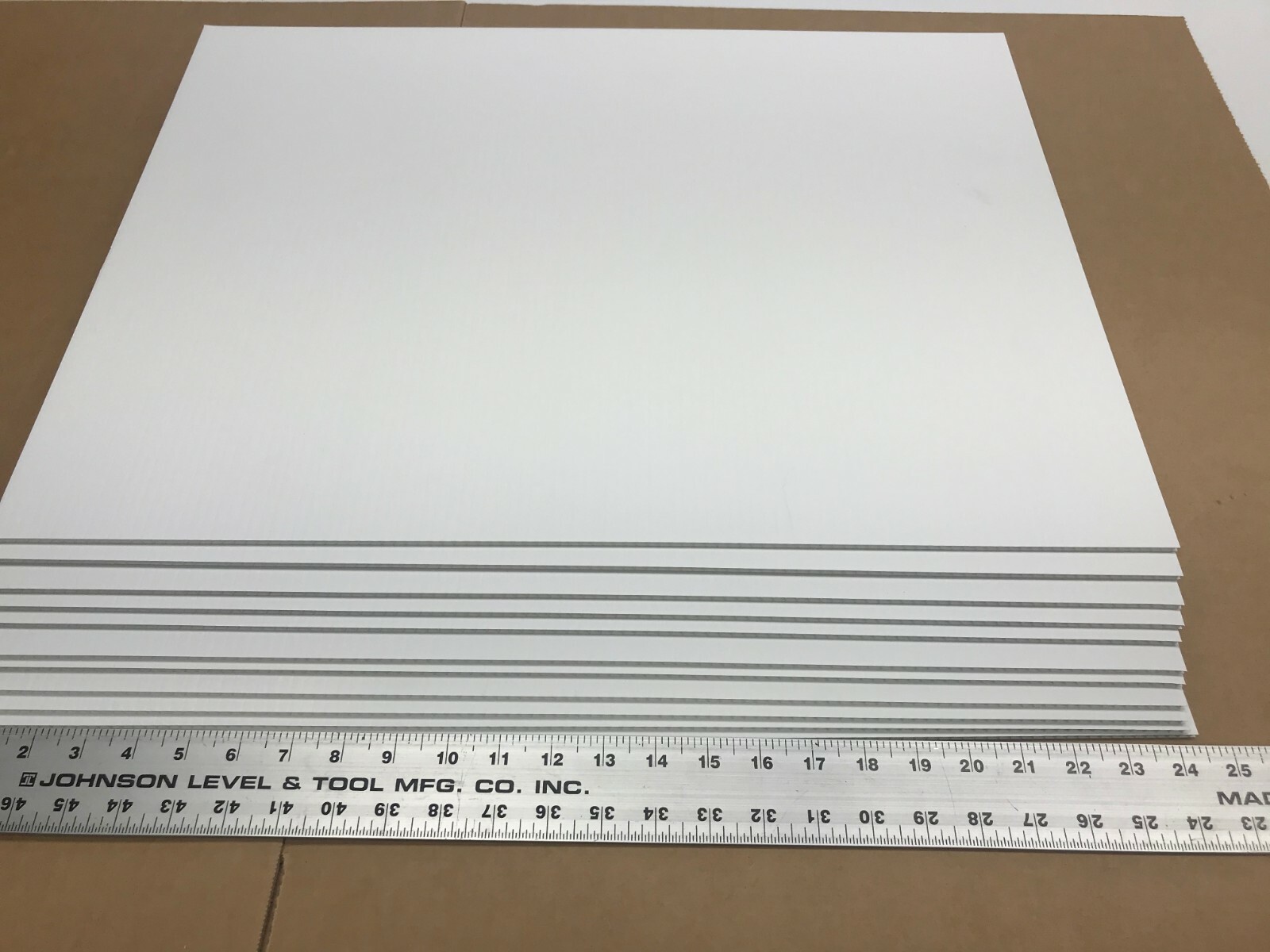 100 White Blank Signs 18” X 24” x4 mm Corrugated Plastic Board Pkg 100 Pieces