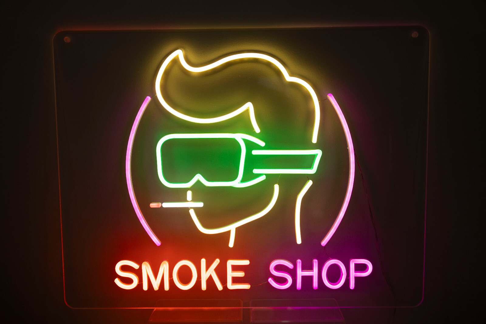 24″X18″ LED SMOKE SHOP Sign – Super Bright Illuminated Signage High Visibility