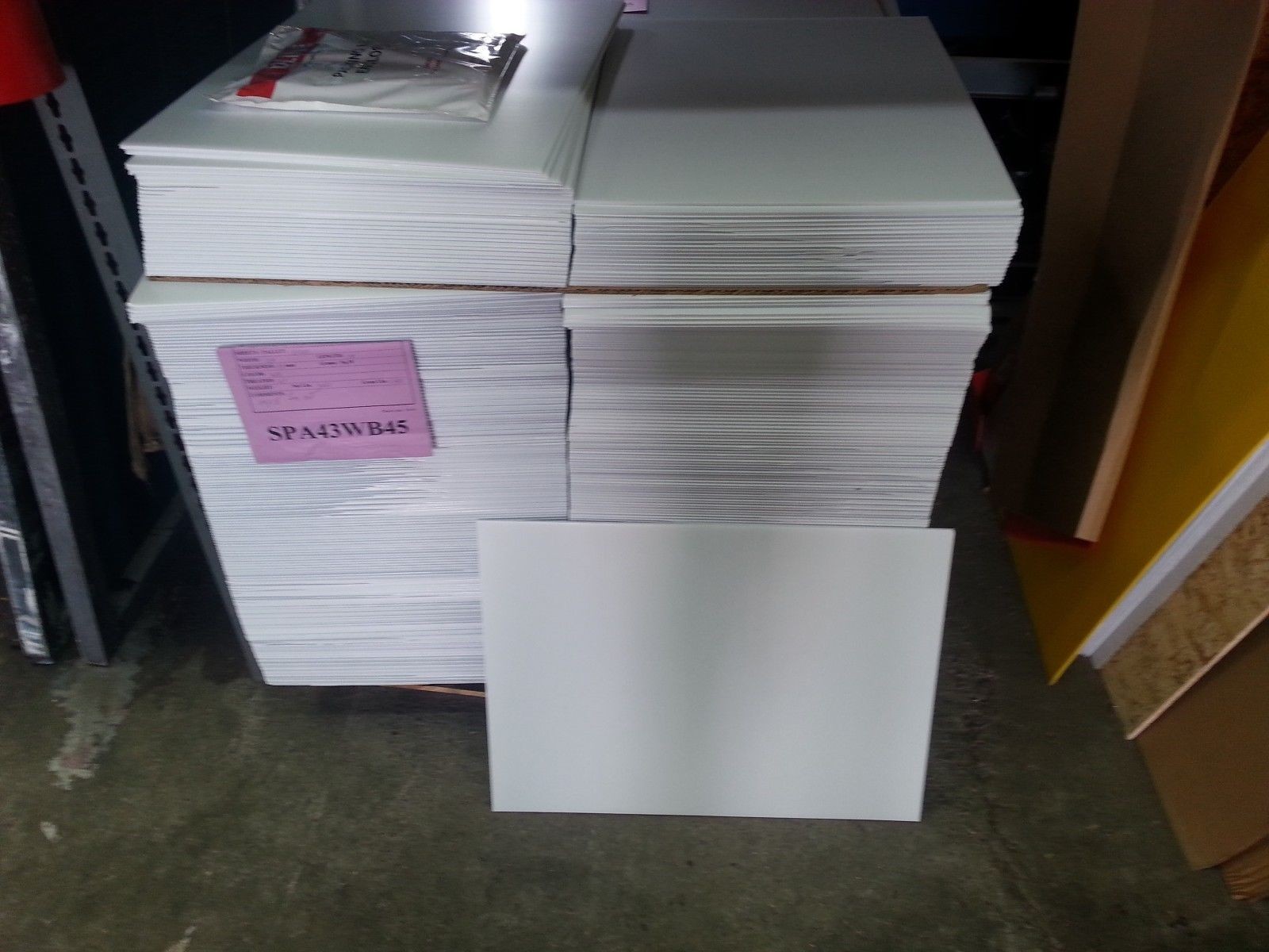 COROPLAST 18″ x 24″ x 4mm White Packs of 5