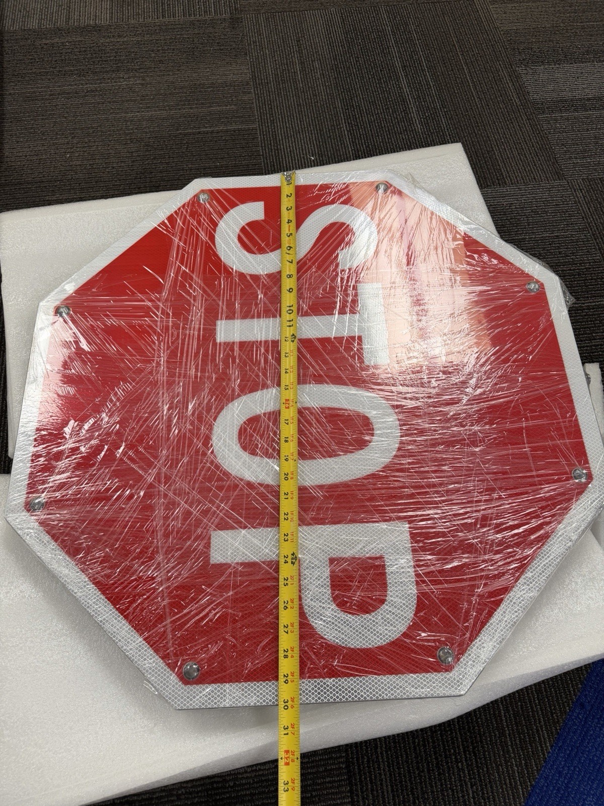 🇺🇸🇺🇸Solar Powered LED Flashing Stop Sign, 30 X 30 Aluminum Sign.