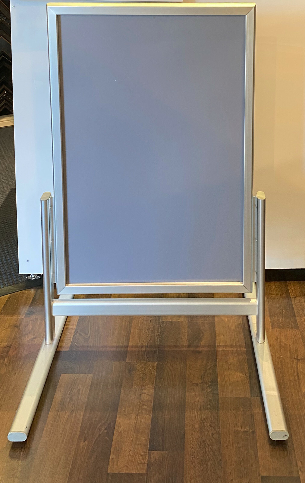Signage Holder – Standing, Aluminum