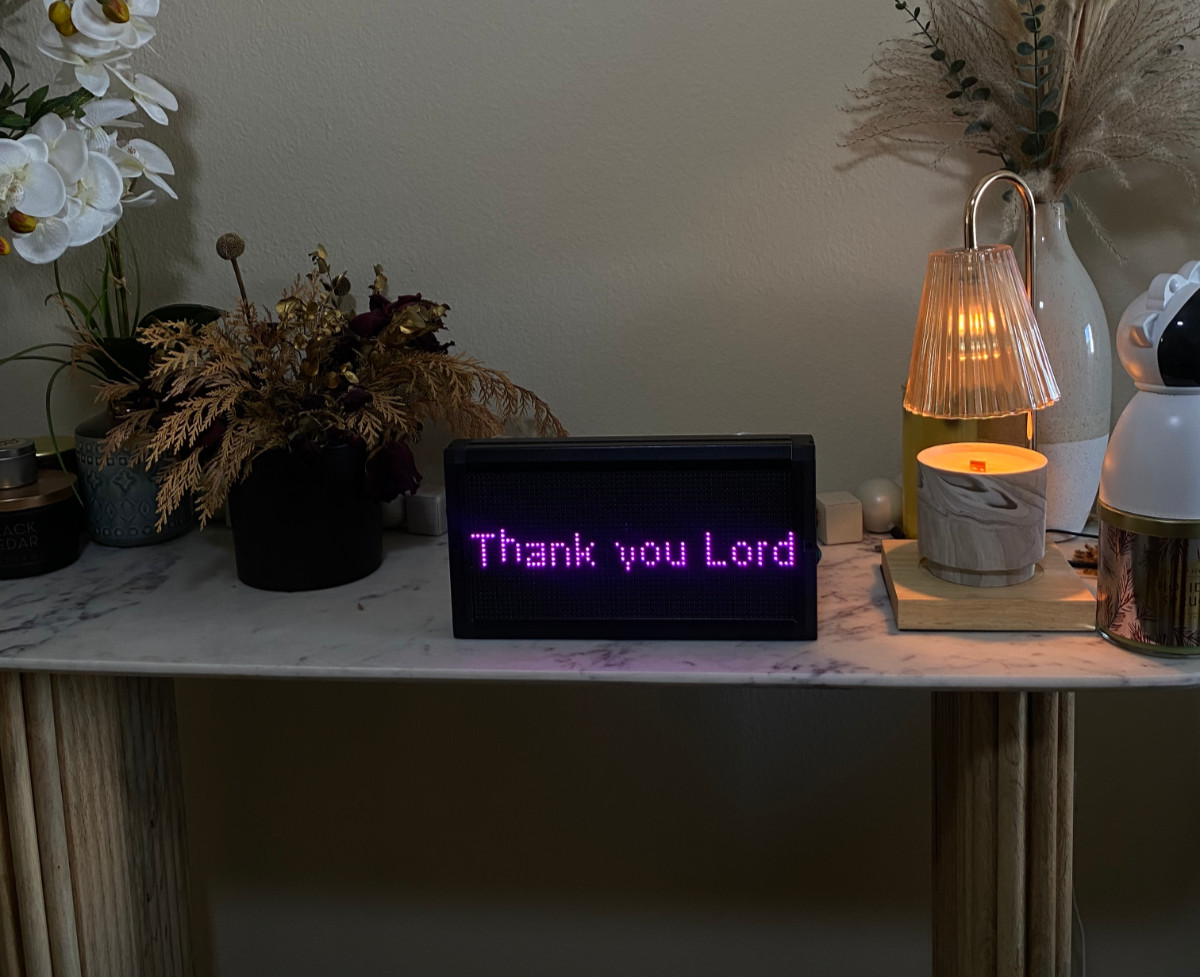 *PRESALE REFUGED 5″x8.7″ LED Door Sign Programmable Scroll Message Display board