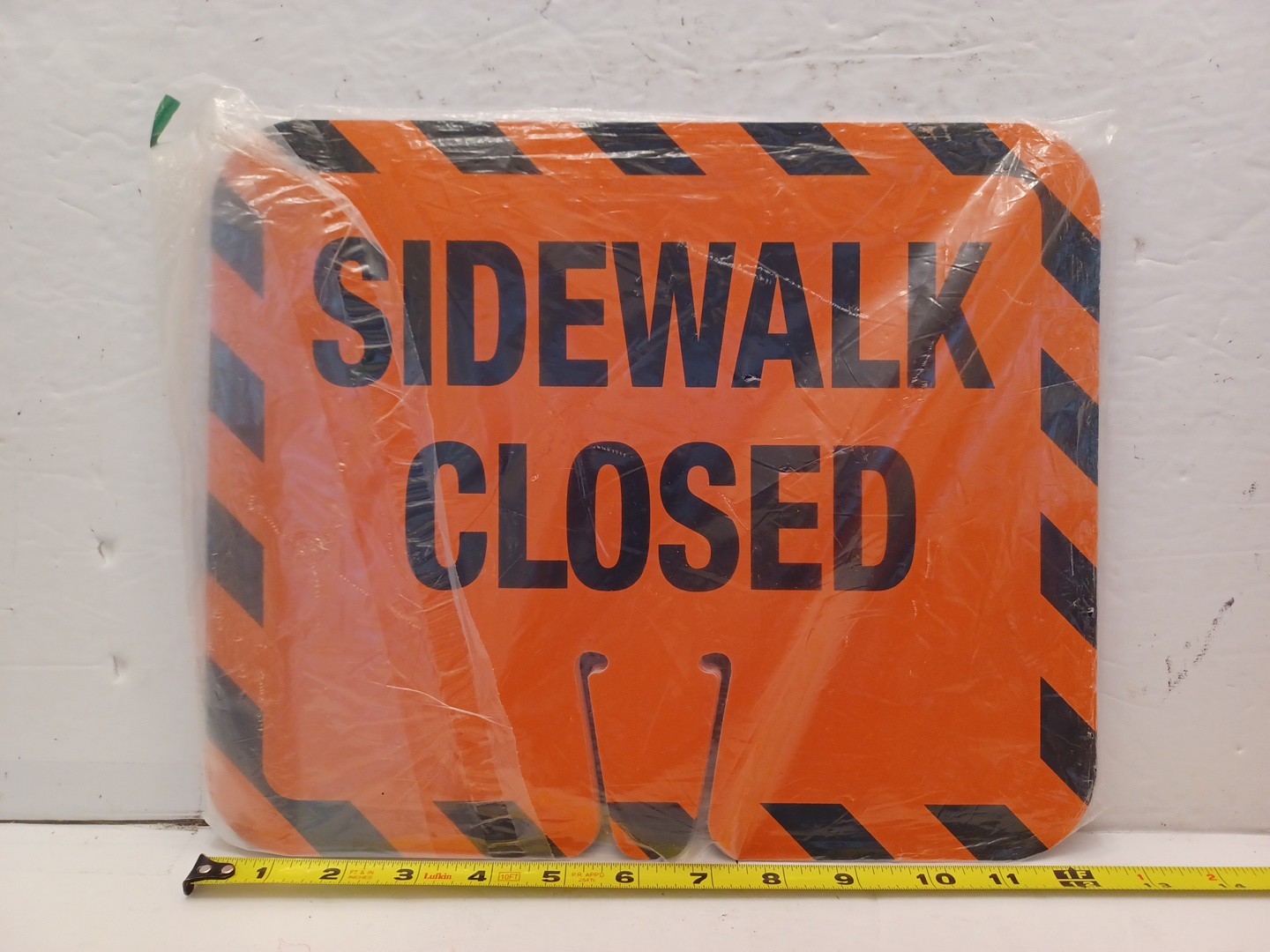 SIDEWALK CLOSED SIGNS HEAVY DUTY PLASTIC SIGNS Lot Of 6 NEW IN PACKAGE