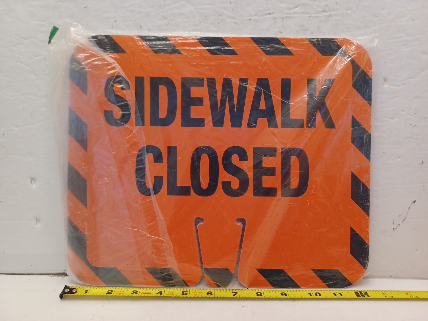 SIDEWALK CLOSED SIGNS HEAVY DUTY PLASTIC SIGNS Lot Of 6 NEW IN PACKAGE