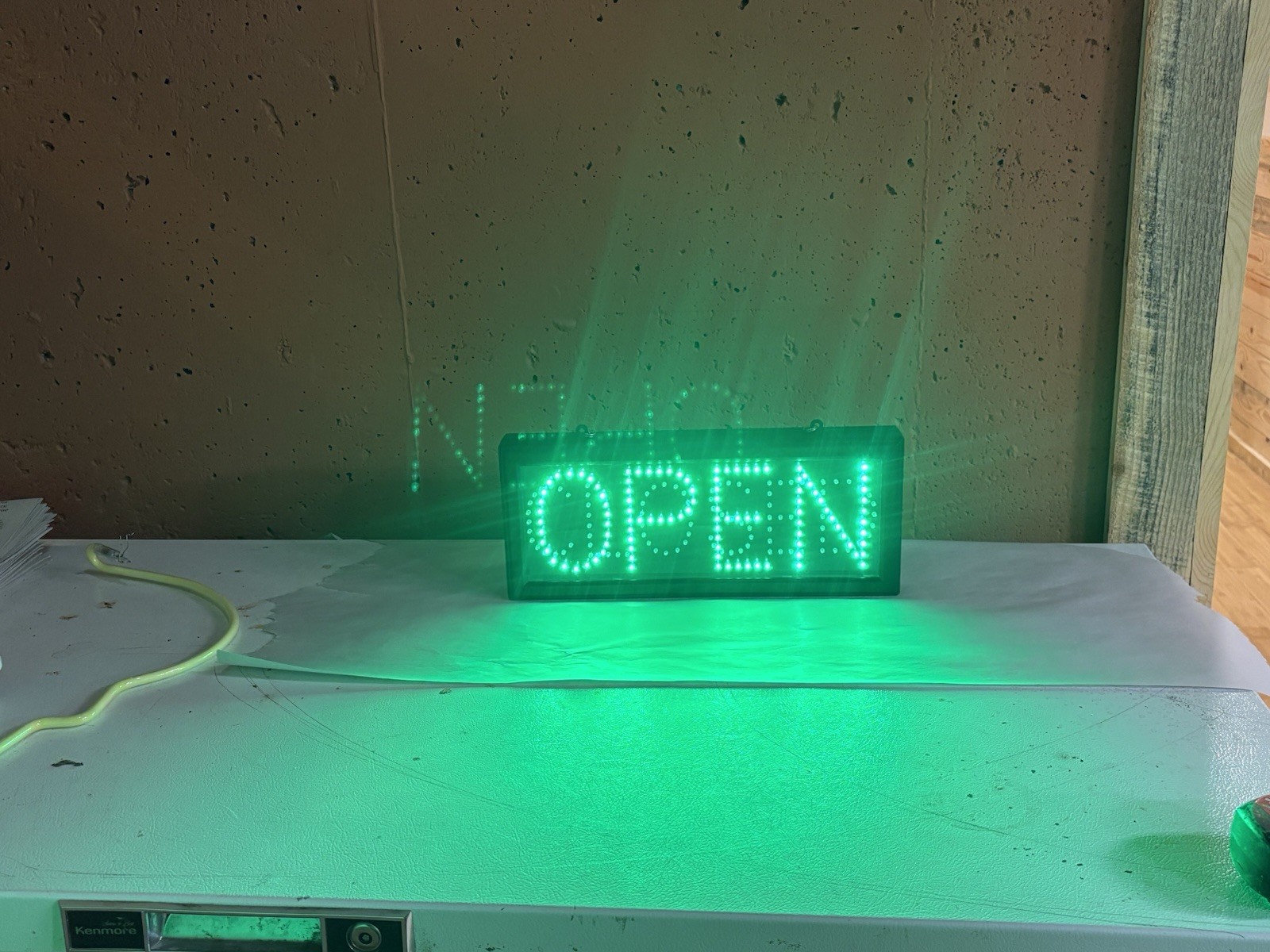 LED OPEN / CLOSED Sign Business Hanging Electric Lights Green Red Energy Saving