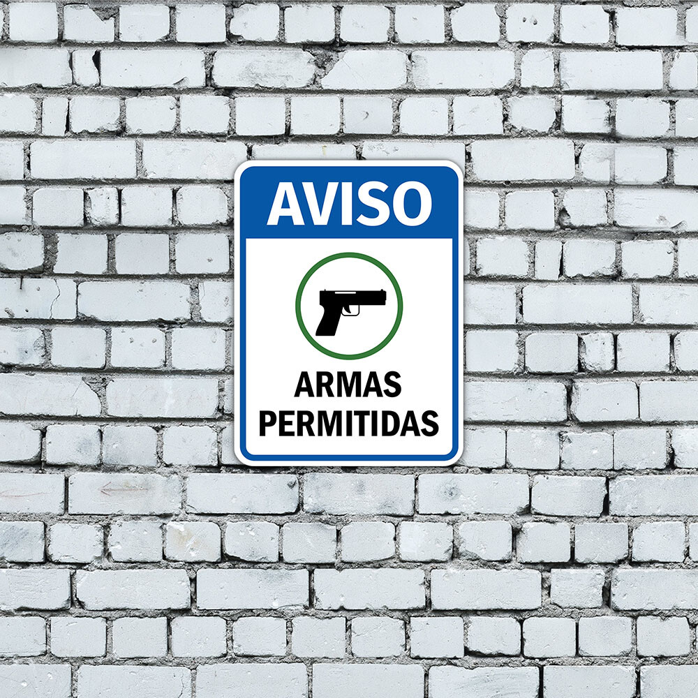 Portrait Round Plus Aviso Armas Permitidas Wall or Door Sign