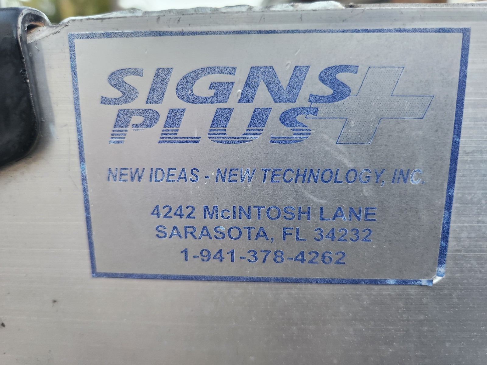 SIGNS PLUS LED MOBILE SIGN TRAILER (COLORLIGHT SYSTEM)