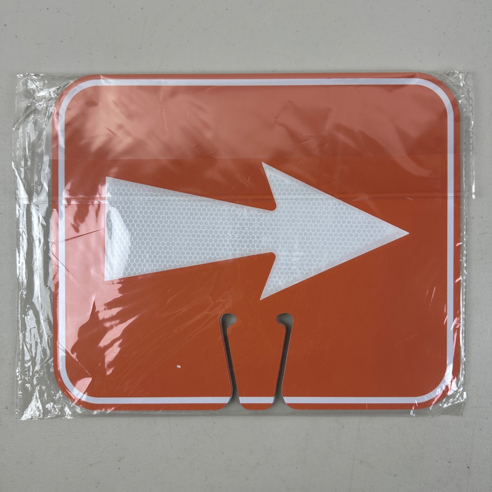 5 Pcs Traffic Arrow Signs Detour Arrow Road Cone Top Warning Sign 12.6″x10.4″