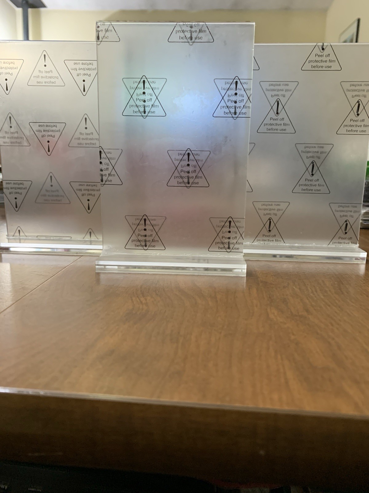 Set of 3 Clear Acrylic 4×6 Sign Holders – Vertical T-Shape Tabletop Frames NEW