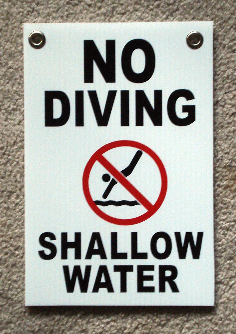 NO DIVING SHALLOW WATER w/ Symbol 8″ x12″ Plastic Coroplast Sign with Grommets