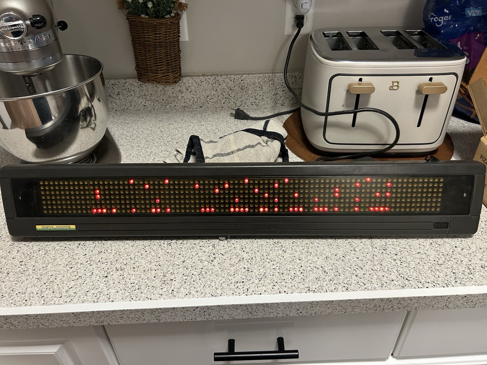 AMS Adaptive Beta Brite Programmable Digital Color Scrolling LED Sign Complete