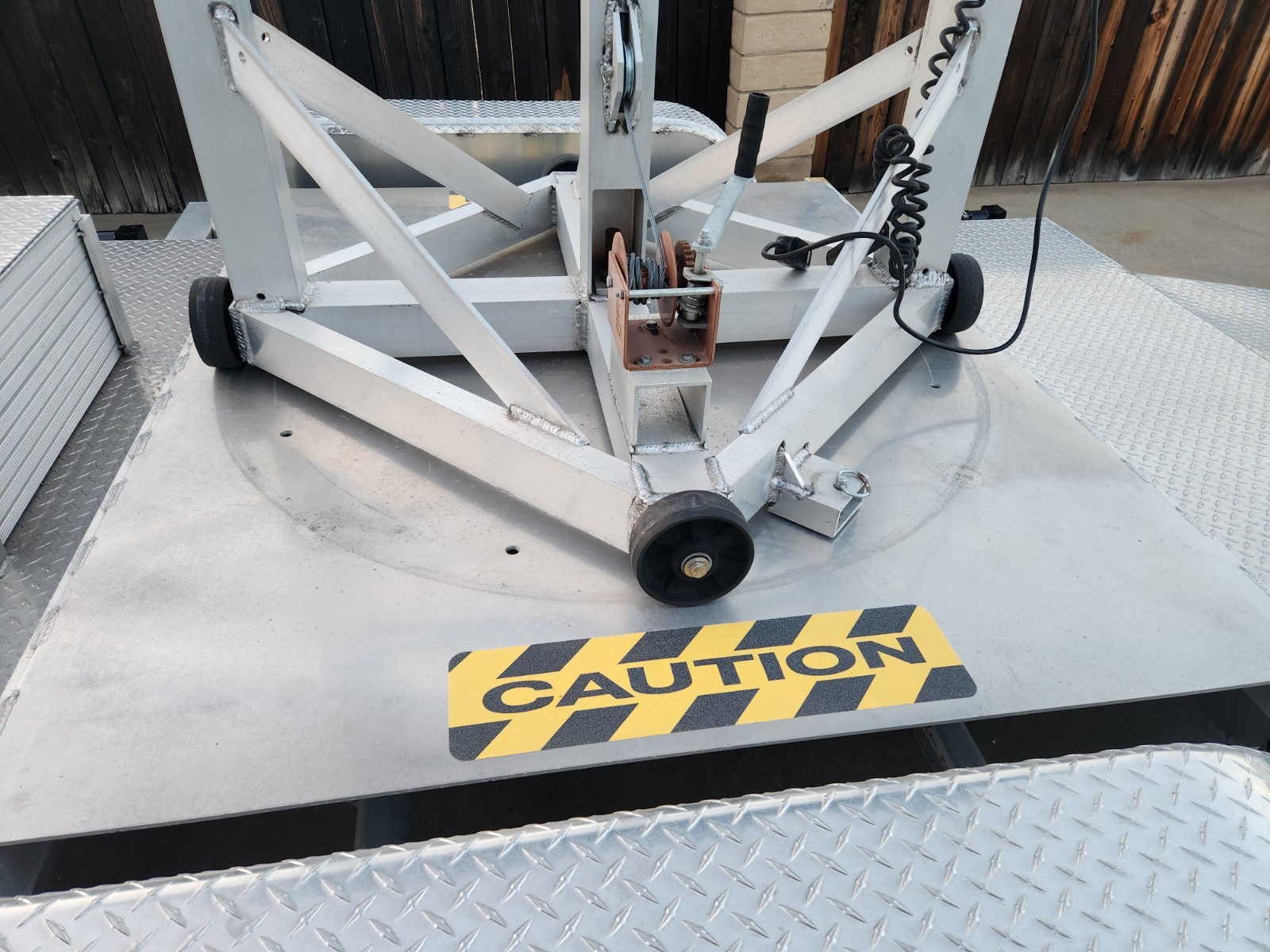 SIGNS PLUS LED MOBILE SIGN TRAILER (COLORLIGHT SYSTEM)