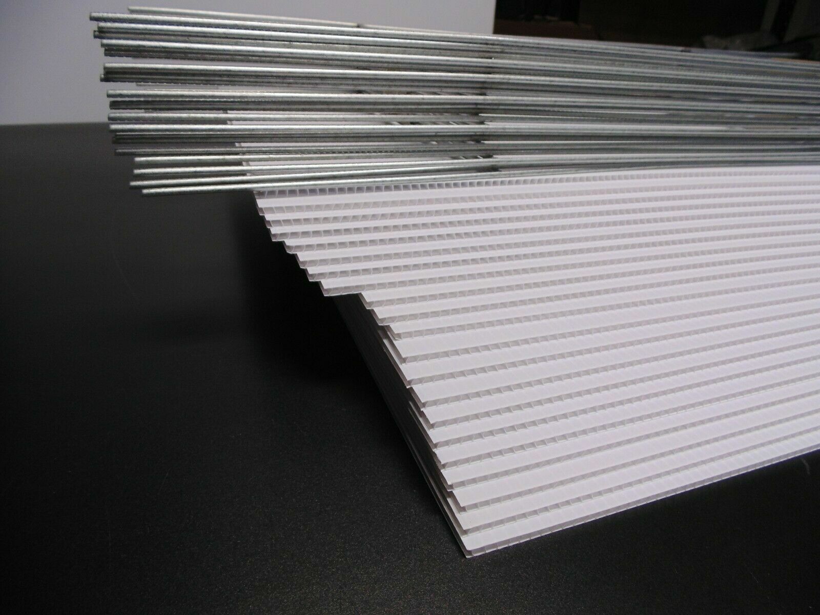30 White Signs 18″ x 24″x4 mm corrugated plastic  and 30 Stake Double H 30 Frame