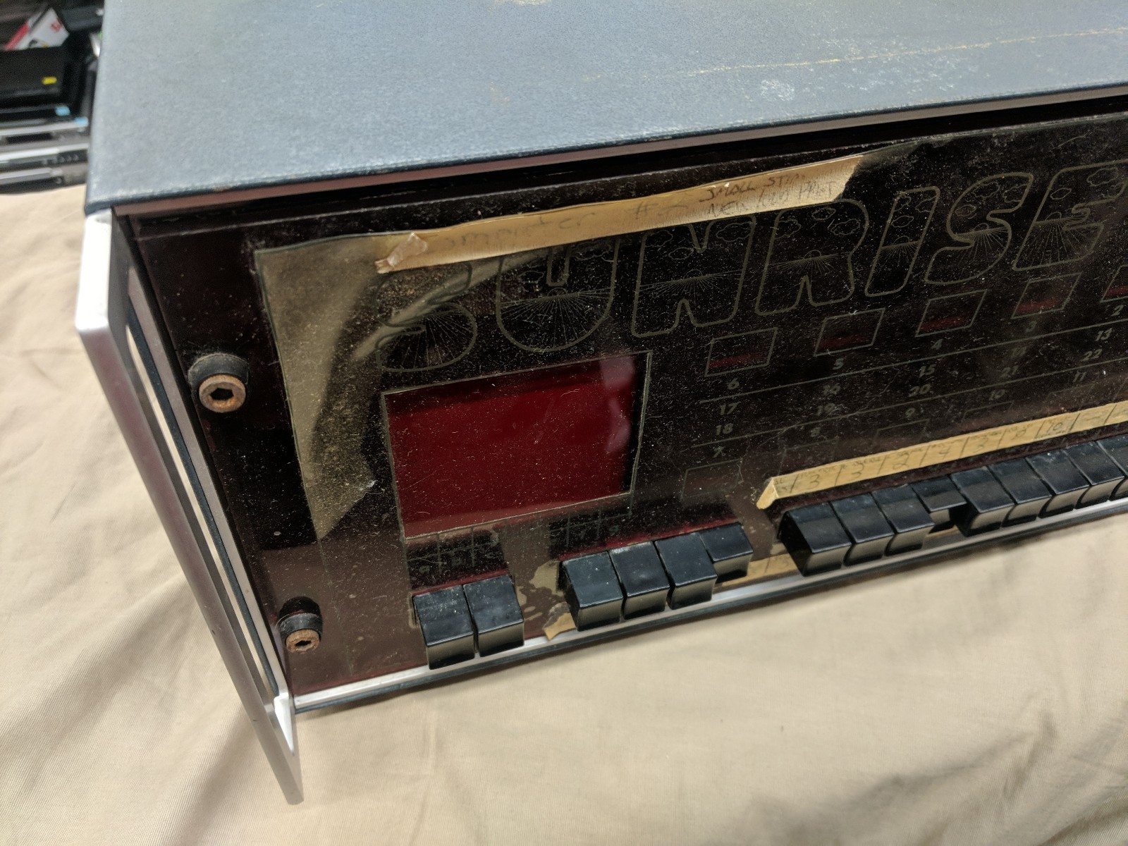 Sunrise Systems MTOS CONTROL UNIT COMPUTER FOR 4 TICKER LED LIGHT SIGN BARS