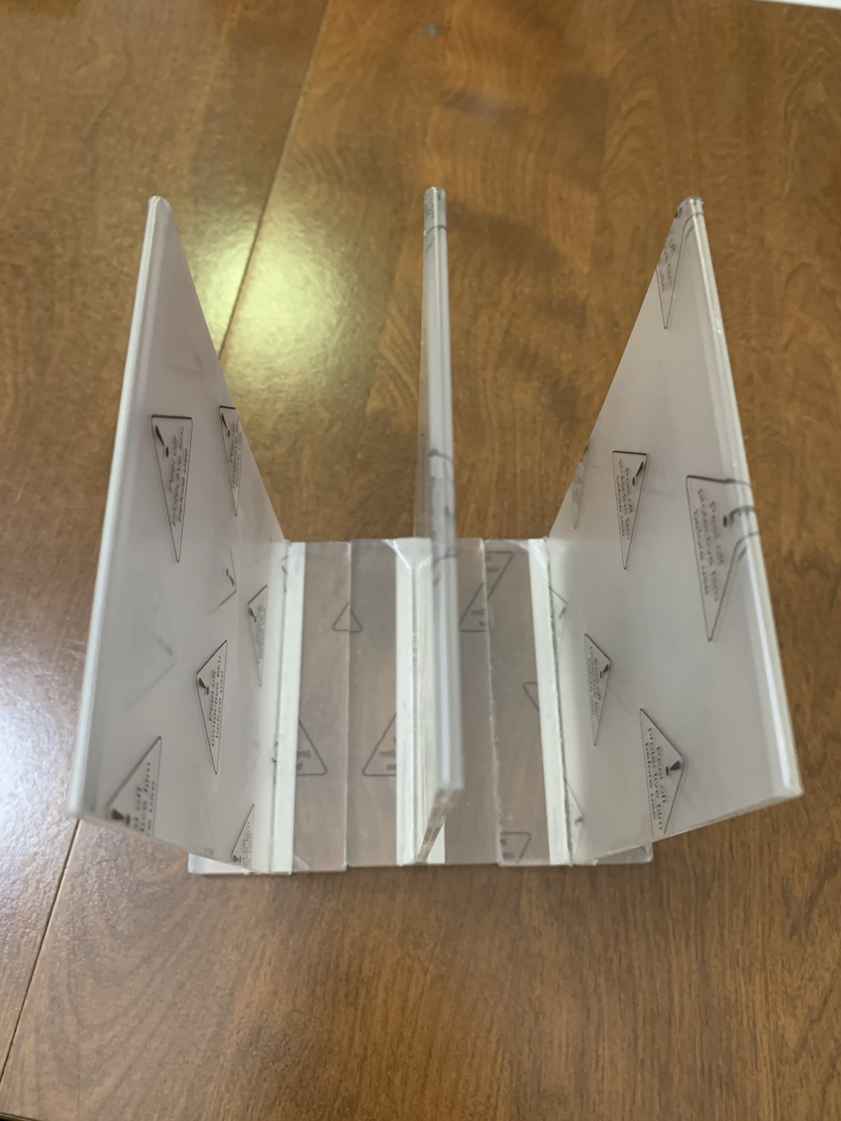 Set of 3 Clear Acrylic 4×6 Sign Holders – Vertical T-Shape Tabletop Frames NEW