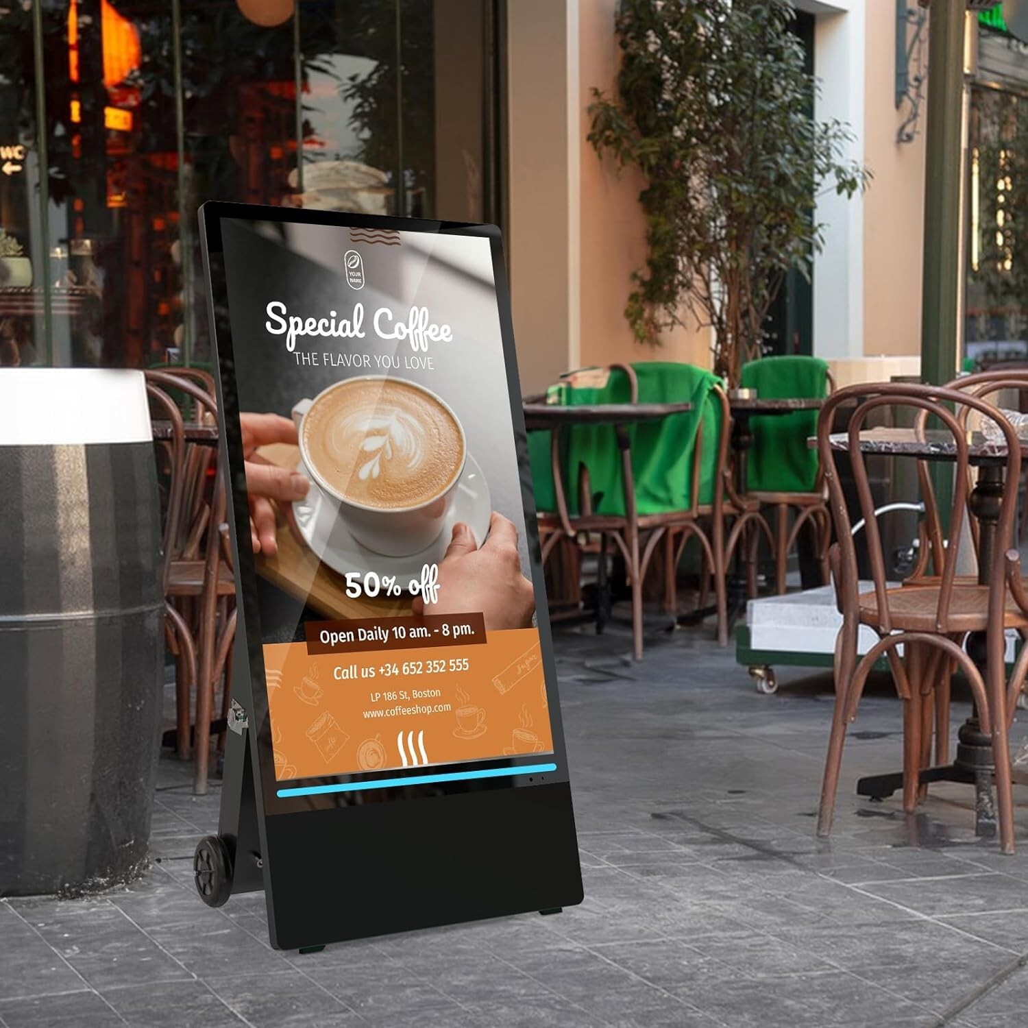 43 inch Rechargeable Portable Outdoor Digital Signage Displays IP55 Waterproof