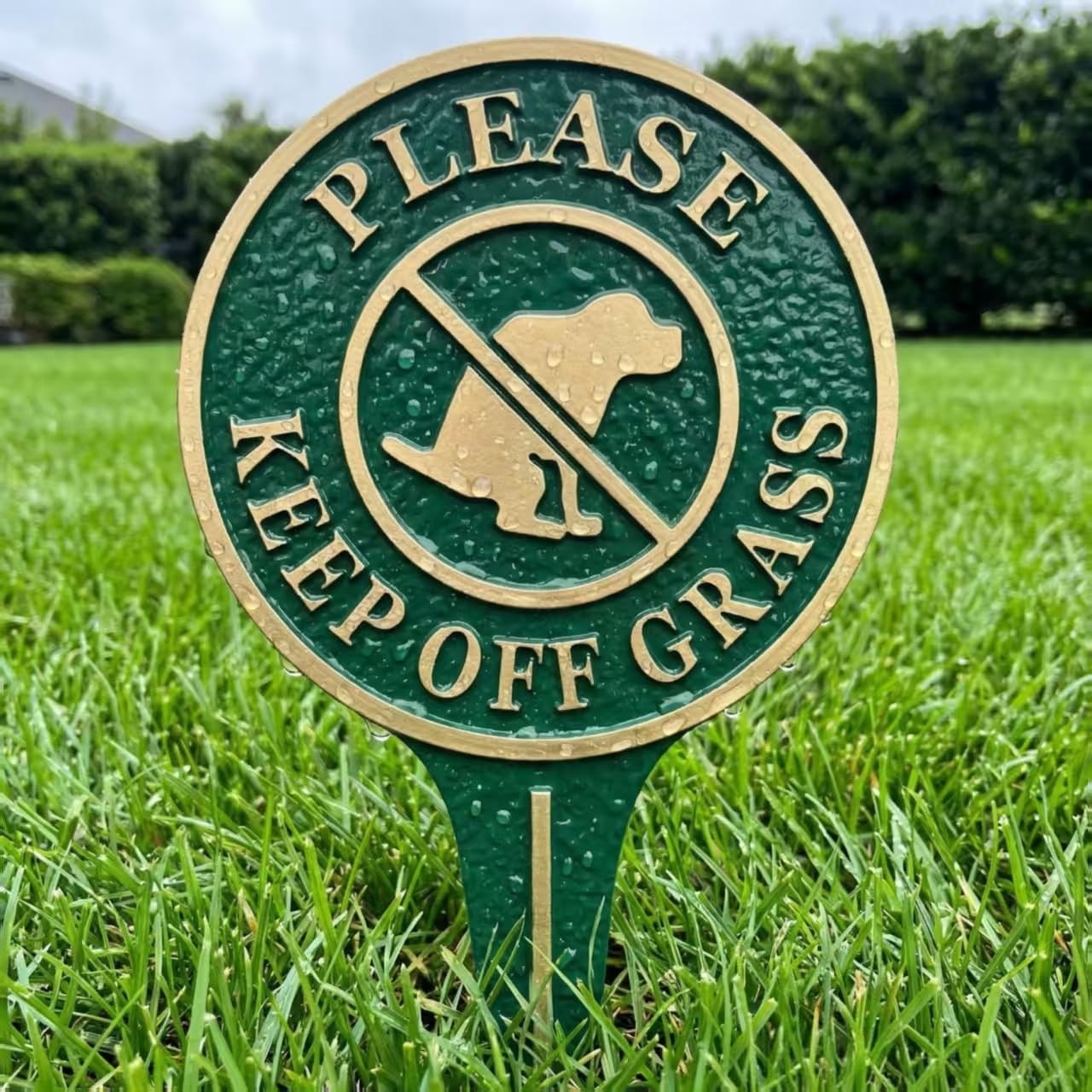 Keep Off Grass Yard Sign – Green Metal Lawn Decor, Dog Silhouette, Heavy-Duty 11