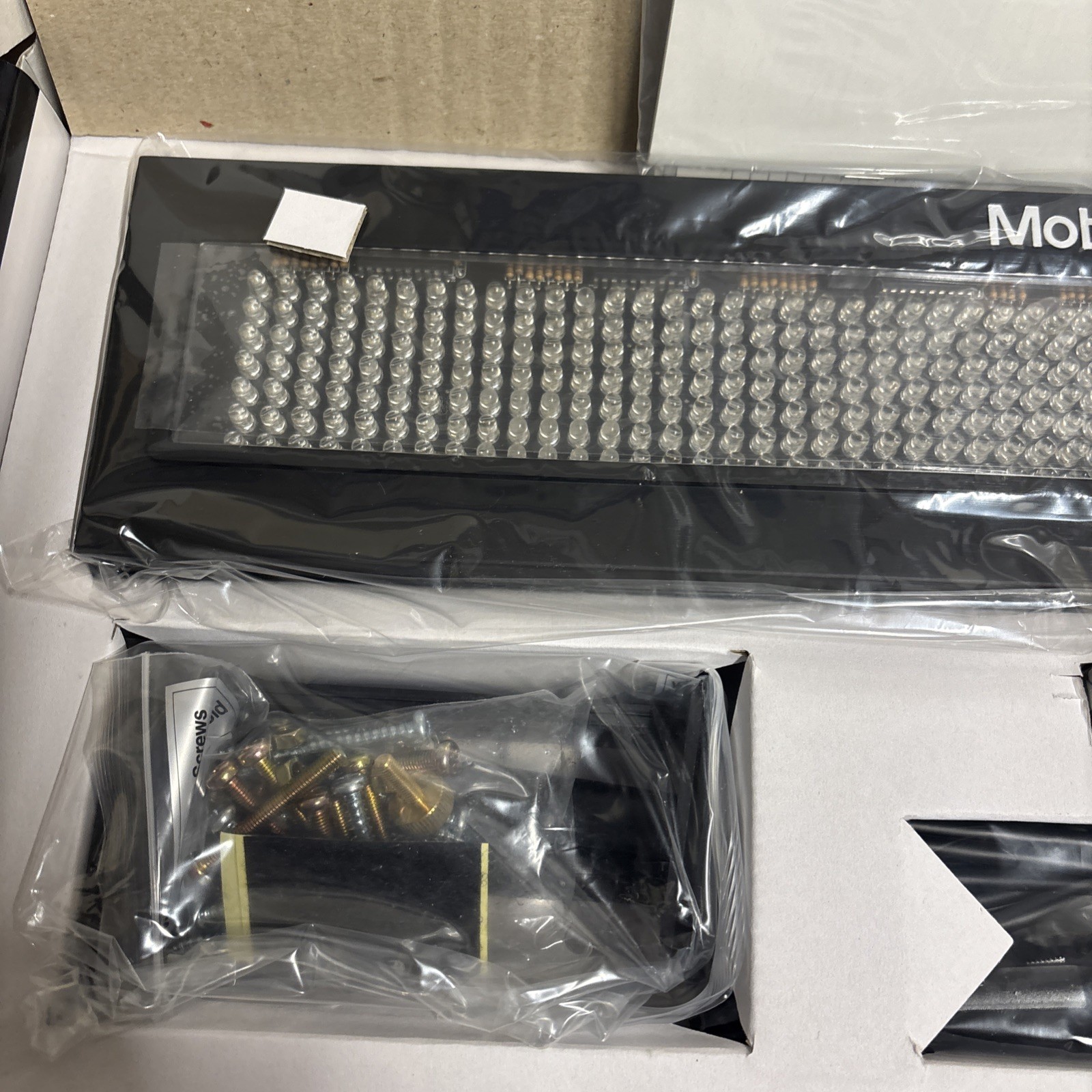 Mobile Red LED MD-550 Scrolling Message For Business or Vehicle Display 12v New