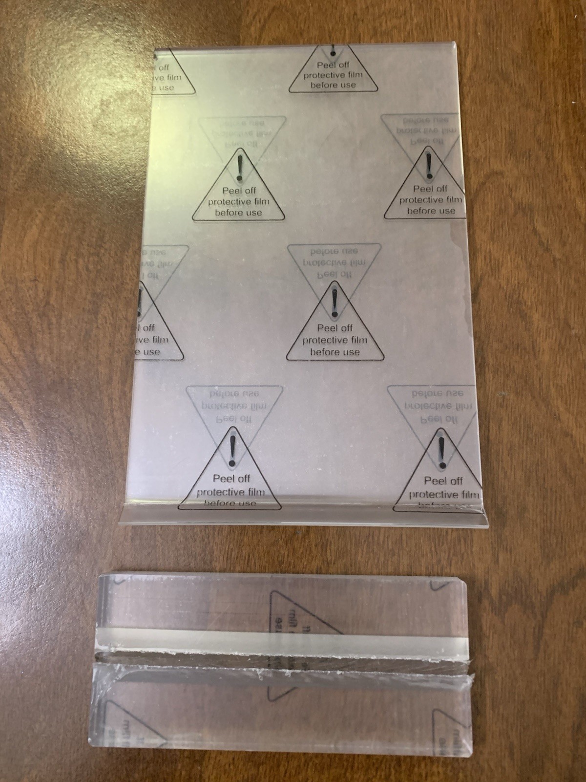 Set of 3 Clear Acrylic 4×6 Sign Holders – Vertical T-Shape Tabletop Frames NEW