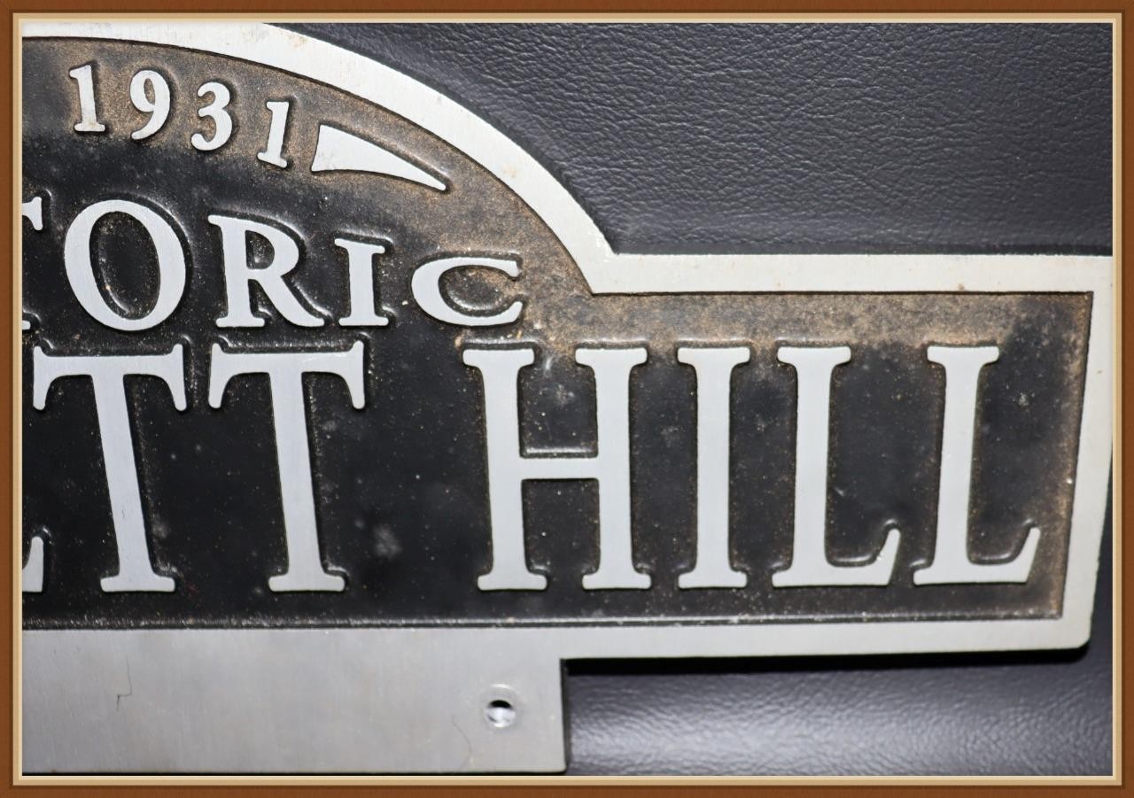 VINTAGE HISTICAL ALUMINUM STREET SIGN ” HISTORIC NUGGETT HILL ” EST. 1931