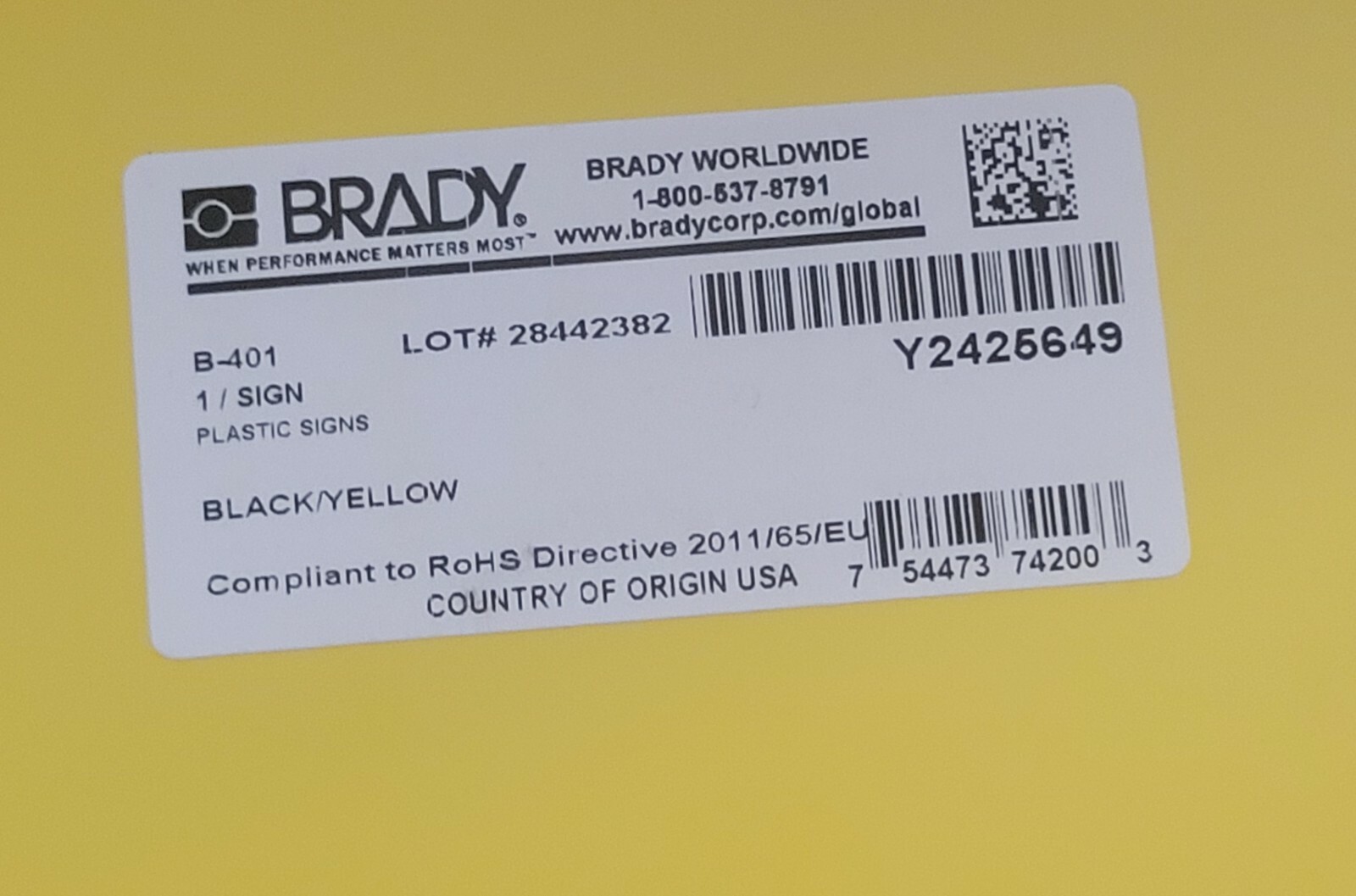 Caution Quarantine Area Sign 10X7 In. BRADY Y2425649 USA MADE