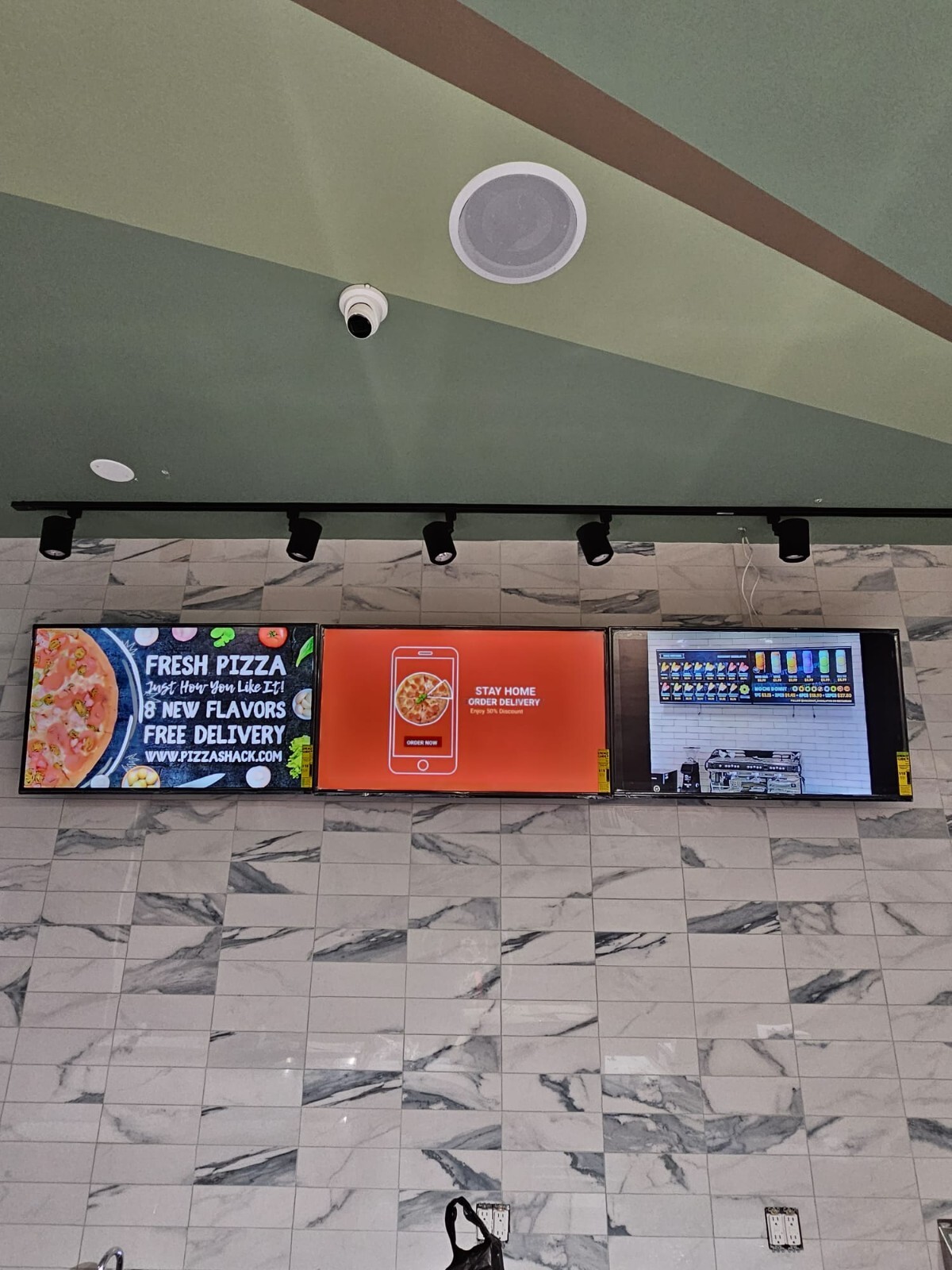 Digital Menu Boards + Software| TV Installation Service Included – Nationwide