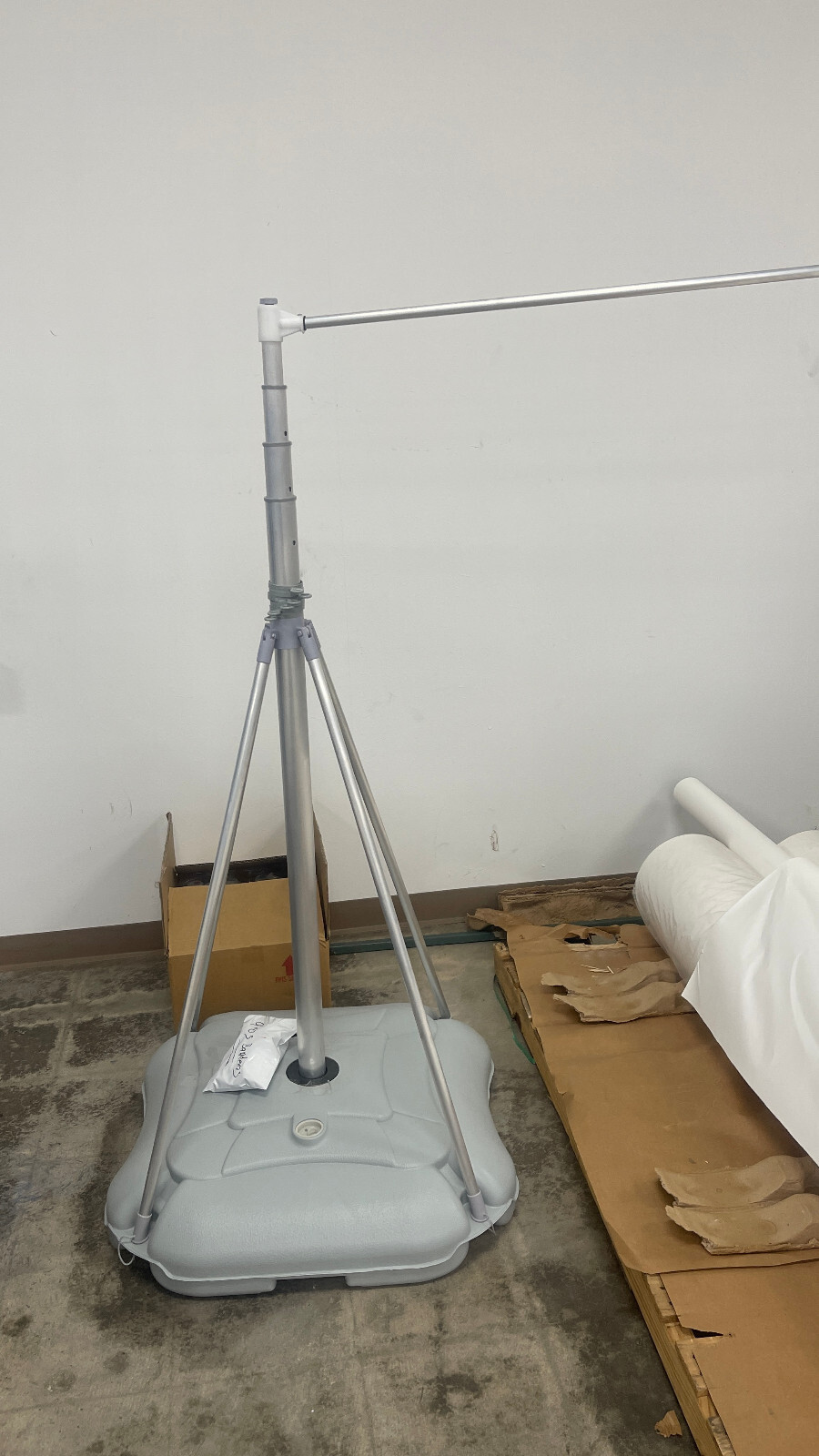 NEW 16′ Mondo Flag Display HARDWARE ONLY NO FLAG