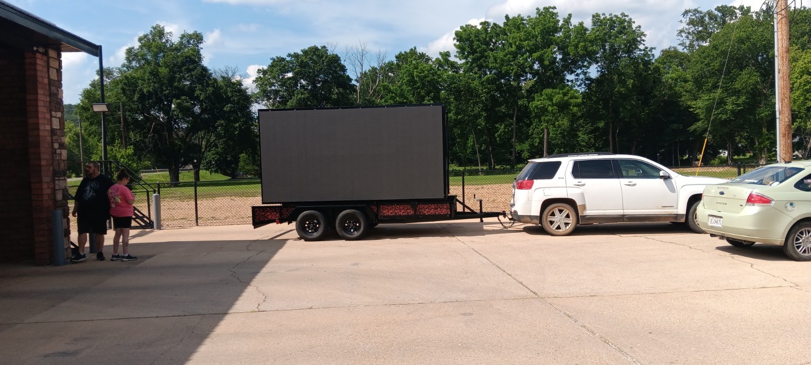 Custom Portable Double-Sided LED Video Trailer – 12’6″ x 6’3″