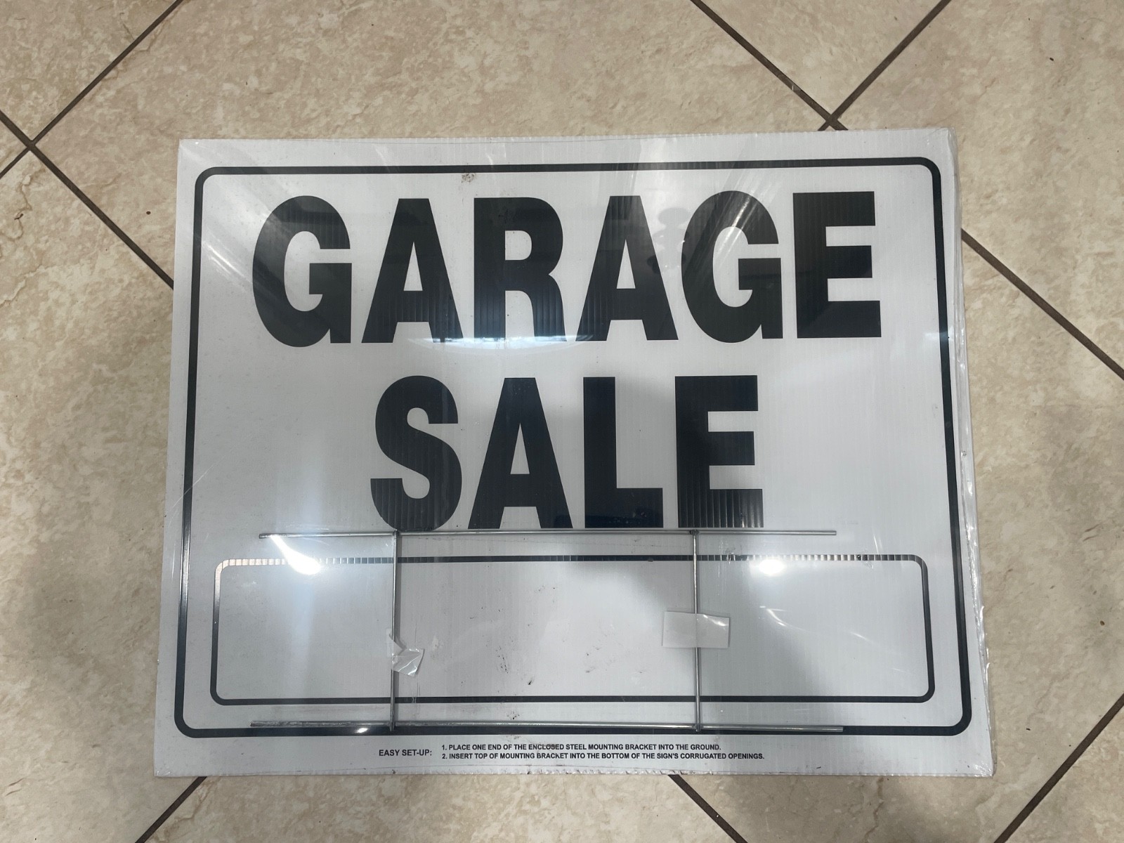 20 IN. X 24 IN. CORRUGATED PLASTIC GARAGE SALE SIGN