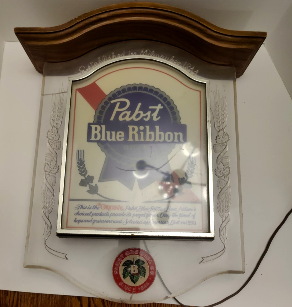 1981 Pabst Blue Ribbon Beer Crystal Heritage Lighted Sign vintage