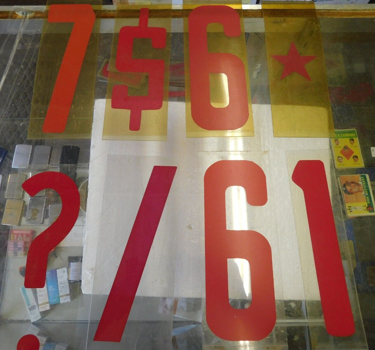 450-500 Red Numbers & Symbols Outdoor Flashing Sign Changeable 8″ on a 9″ Panel