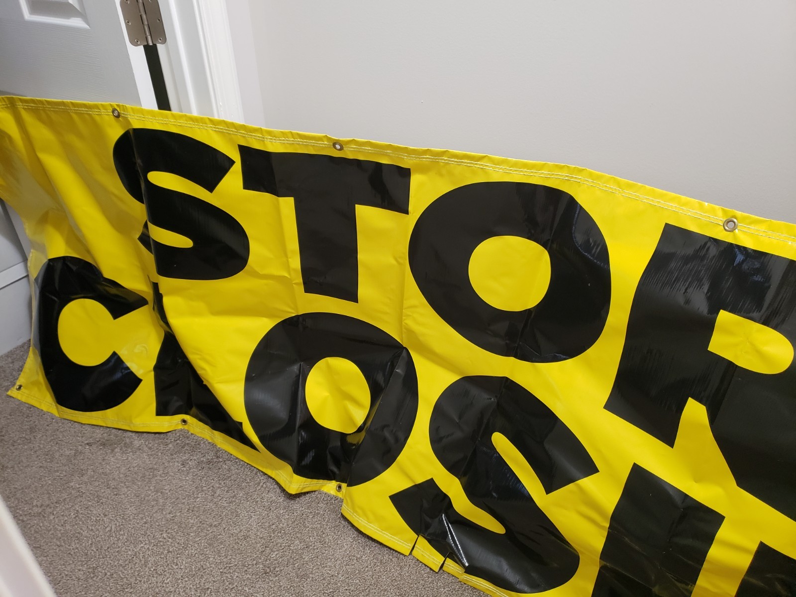 Store Closing Sign Banner Yellow 10ft x 3ft