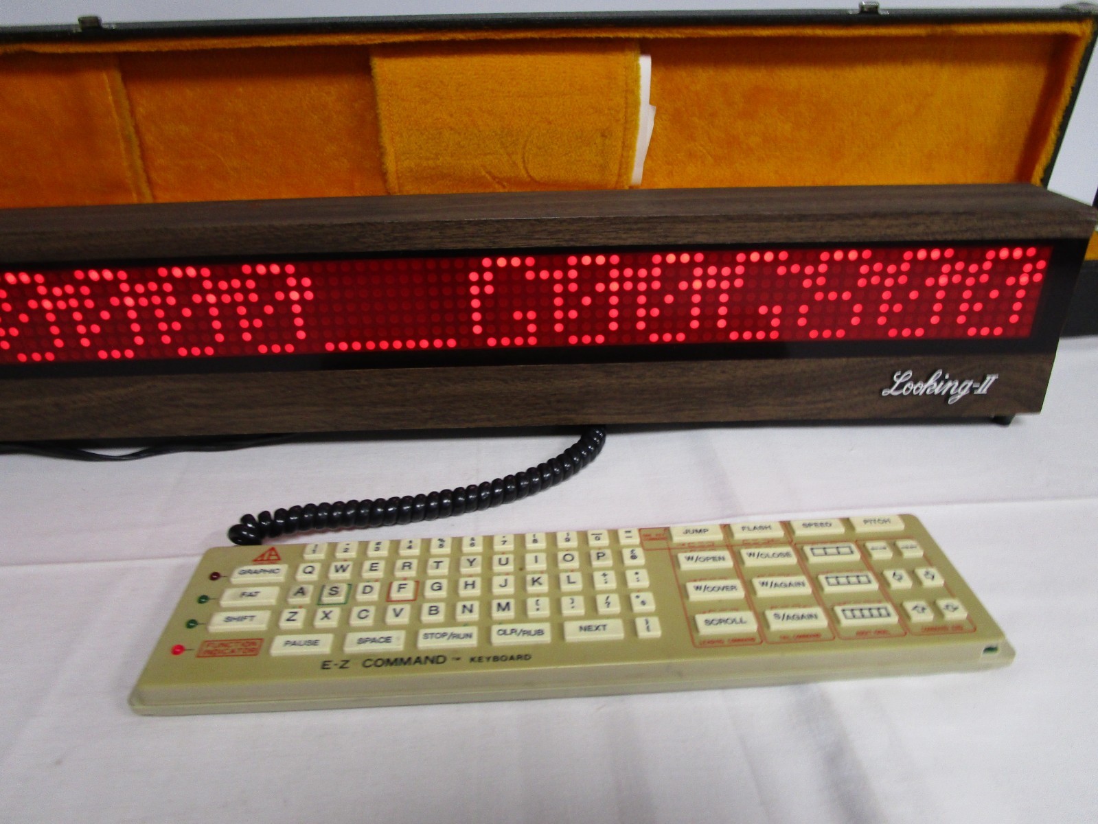 VTG Looking II- Retro Vid Game Store Advertising Board Chilong Game Corp w/ Case