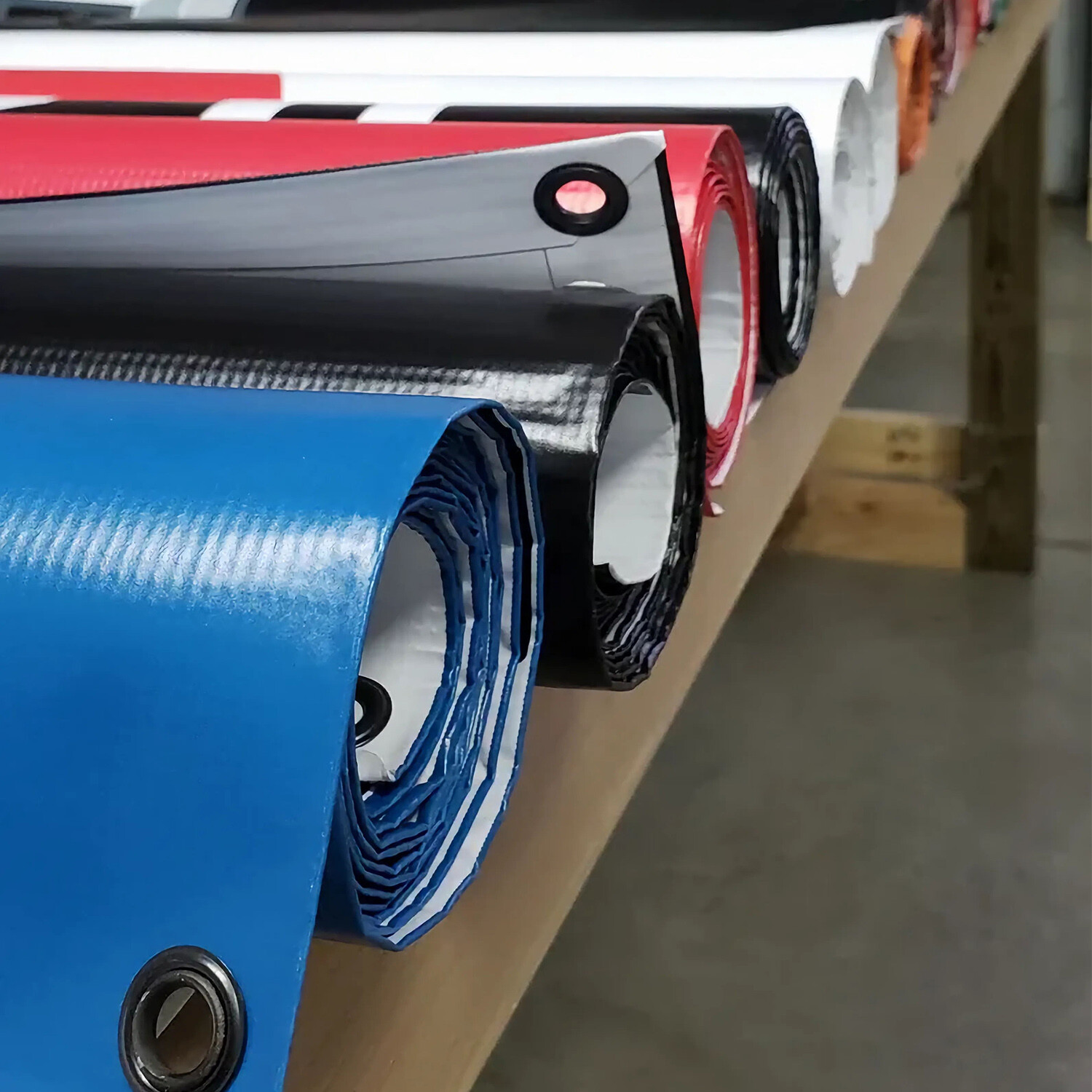 Custom Vinyl Banners and Signs – multiple sizes – free design-any places