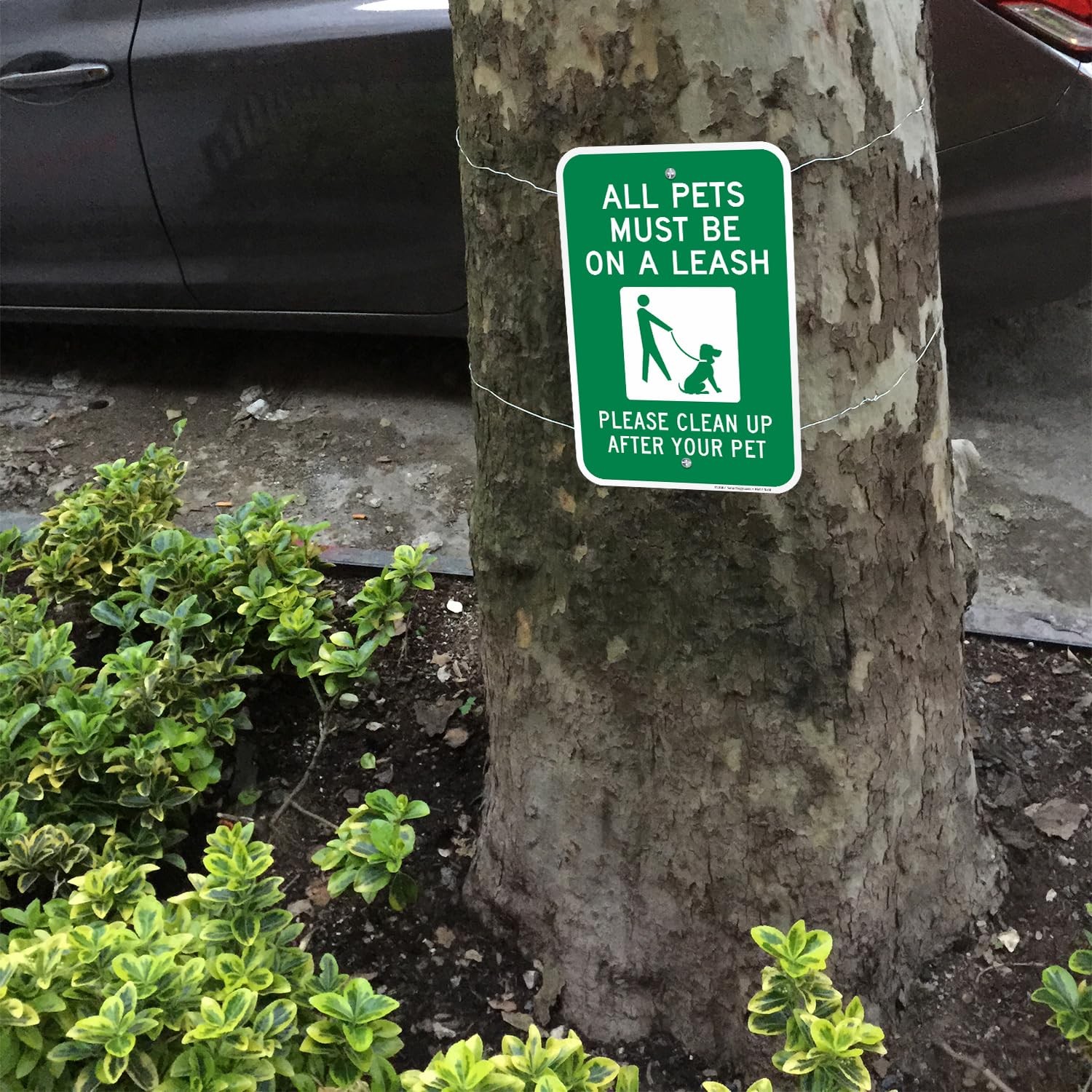 12×18 inch All Pets Must be on a Leash Sign Aluminum for Parks Property
