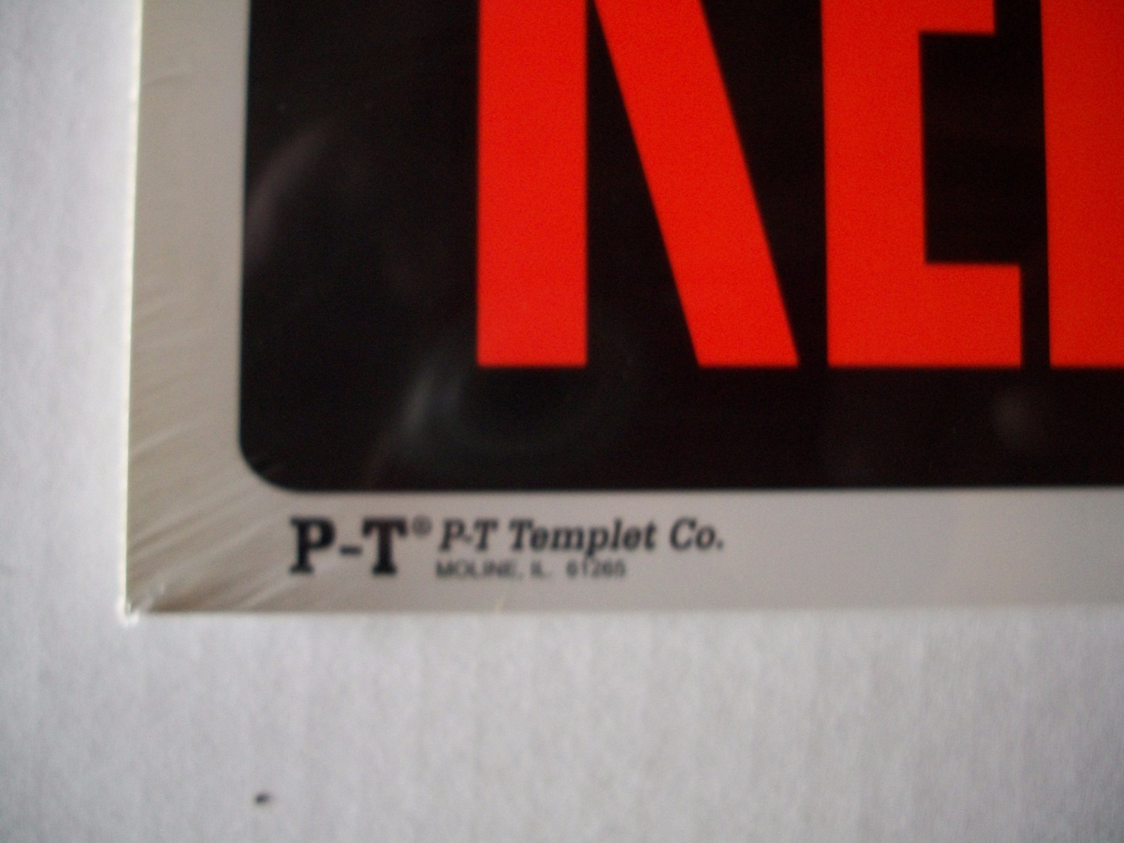 12 Pack Red & White 8×12 Inch Flexible Plastic “Private KEEP Out” Sign’s