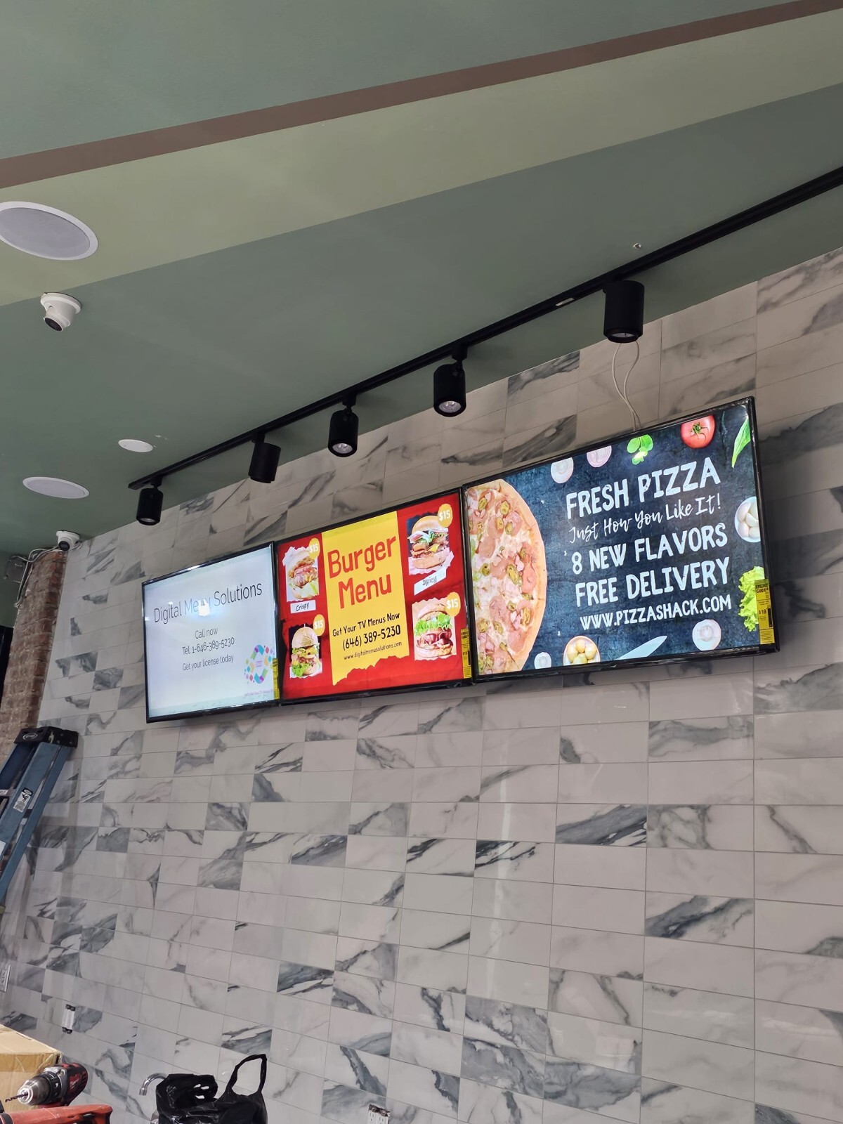 Digital Menu Boards + Software| TV Installation Service Included – Nationwide