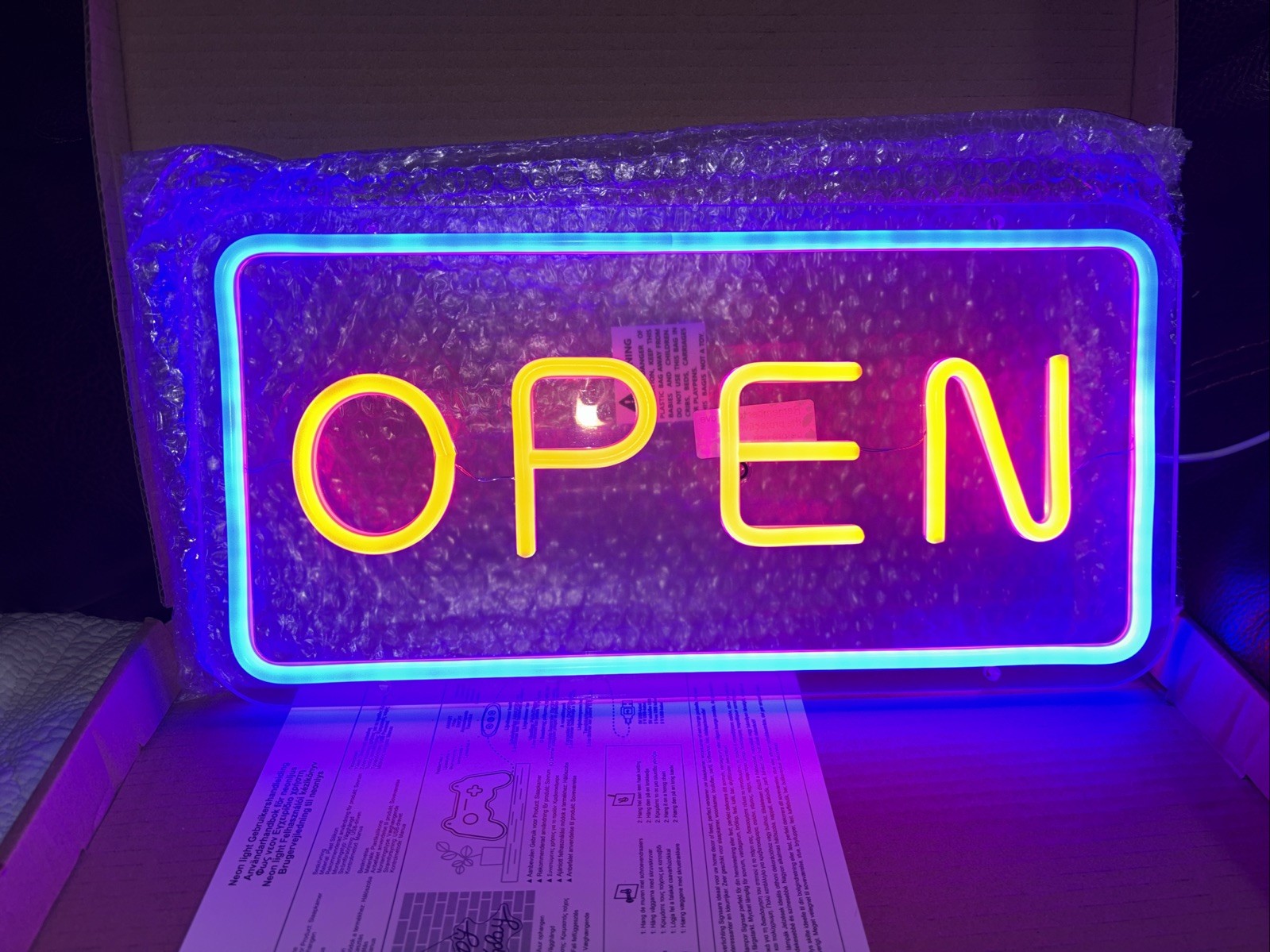 Vibrant “OPEN” LED Neon-Style Sign – Blue And Red Illumination